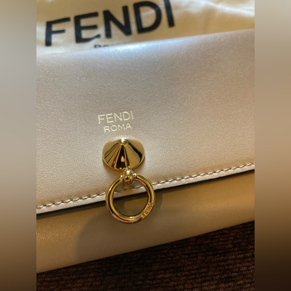FENDI by the way wallet - Picture 4 of 16